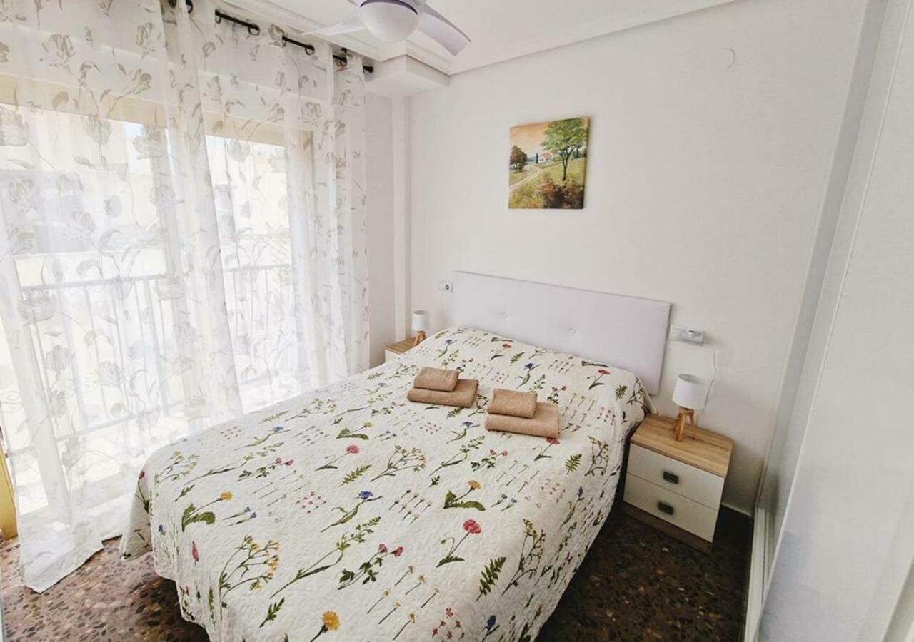Carmen Apartments เบนิดอร์ม ภายนอก รูปภาพ