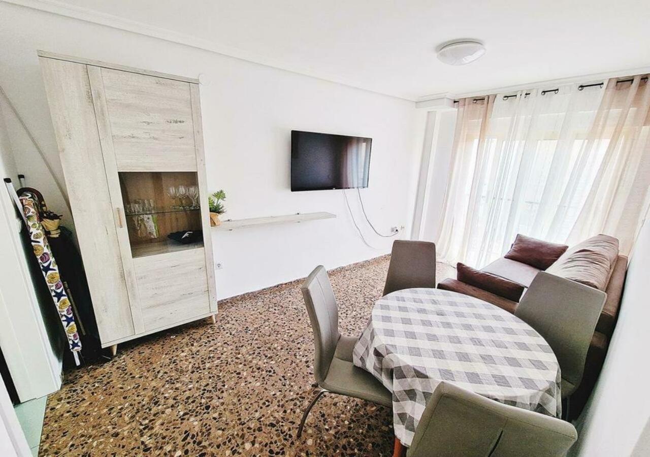 Carmen Apartments เบนิดอร์ม ภายนอก รูปภาพ