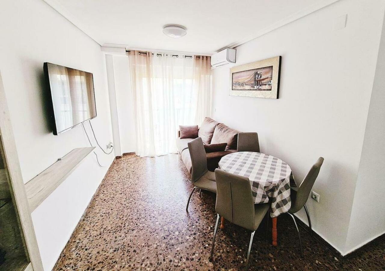 Carmen Apartments เบนิดอร์ม ภายนอก รูปภาพ